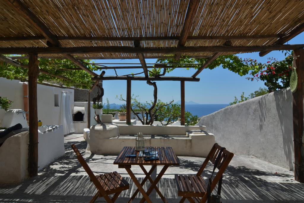 Mariangelica Hotel Ginostra Exterior photo